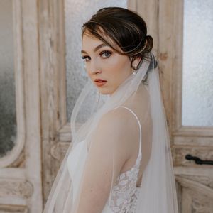 Meet your Posher, Elena